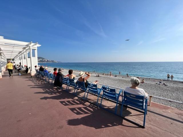 Jardin Sur La Promenade Des Apartment Nizza